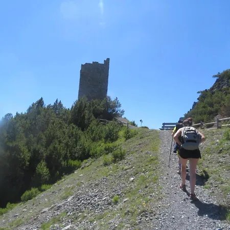 Garni Gimea Ливиньо