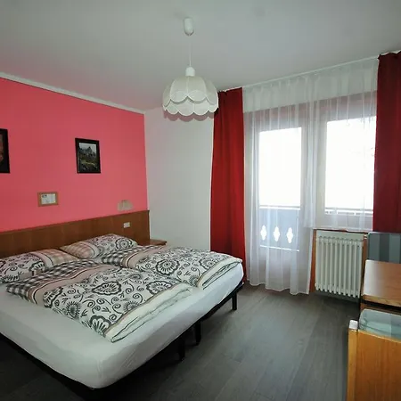 Отель Garni Gimea 2*